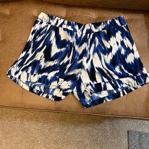 Blue graphic short